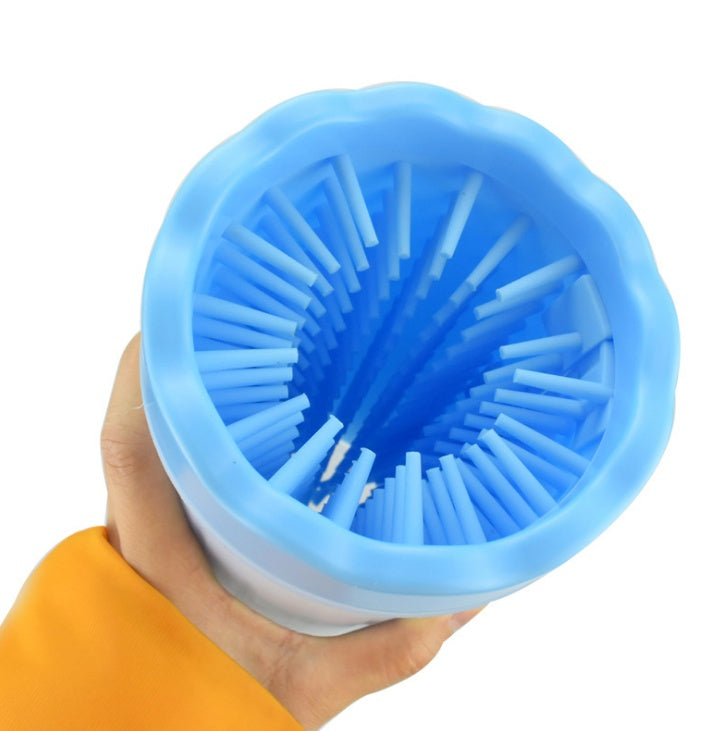 Portable Dog Paw Cleaner – Gentle Wash for Muddy Paws